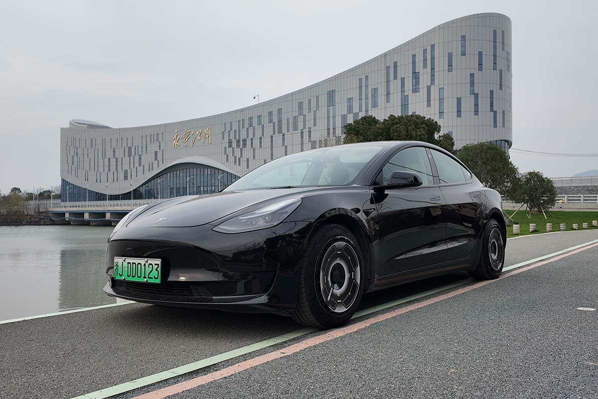 tesla model y 2024 rim covers