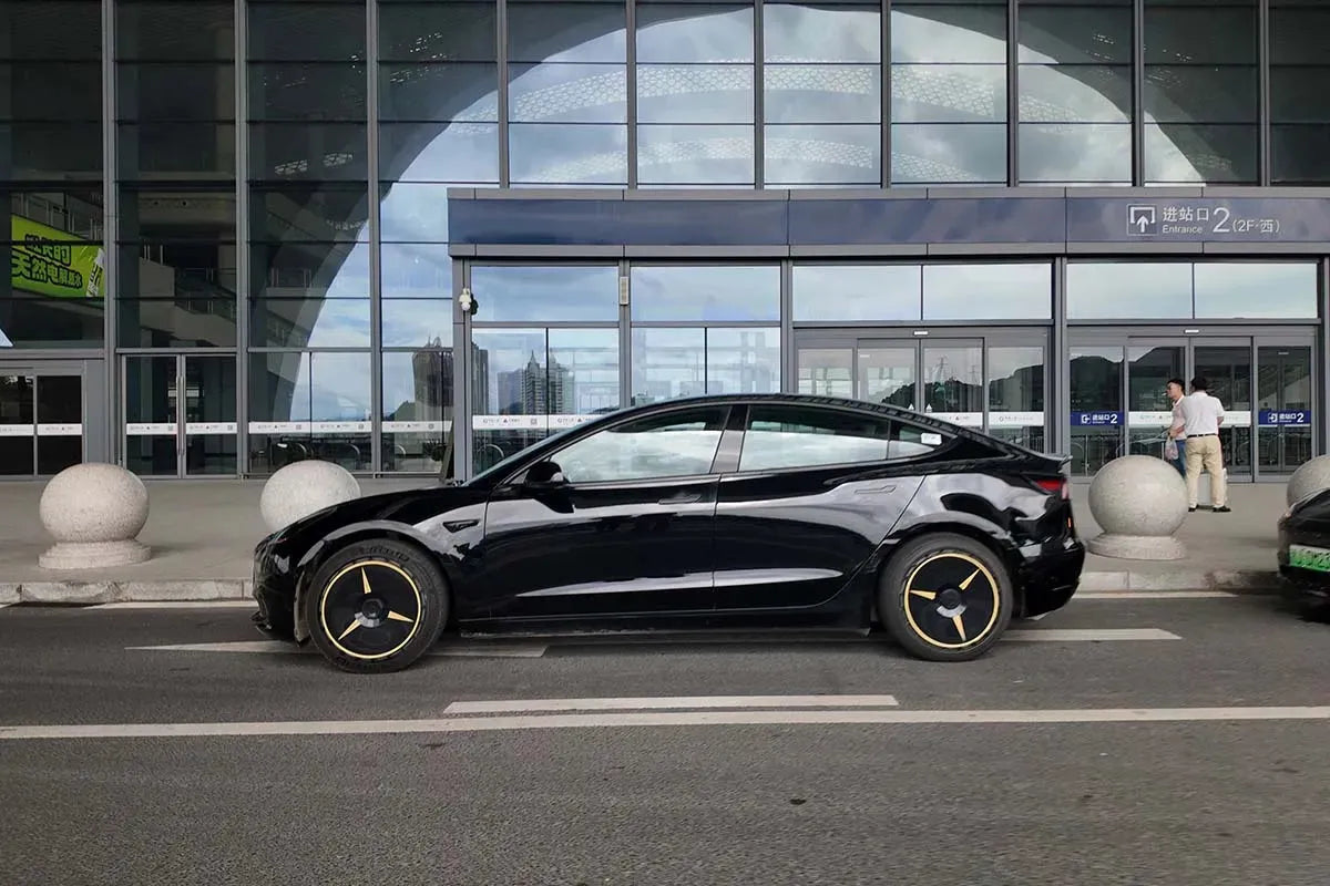 tesla model y trunk dimensions